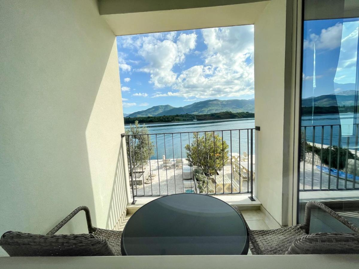 Apartments Maestral تيفات المظهر الخارجي الصورة