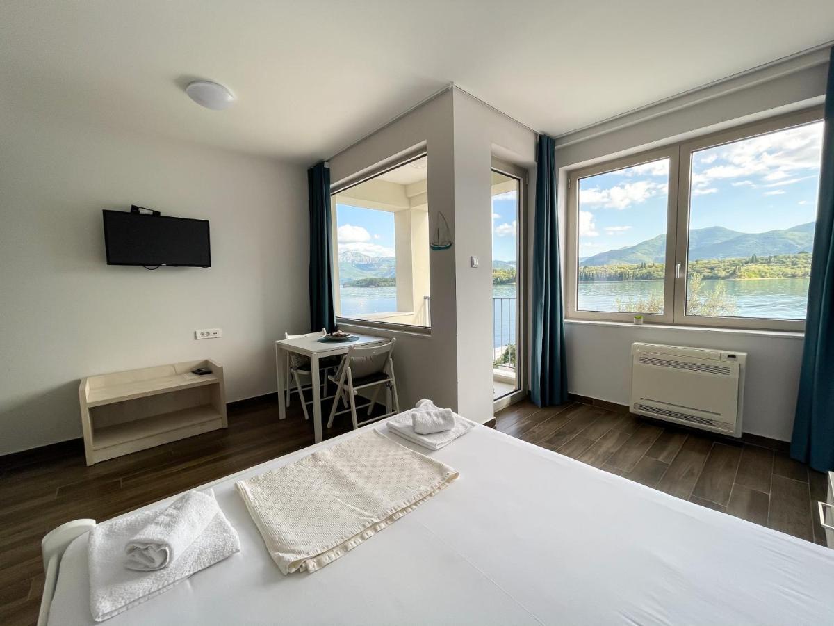 Apartments Maestral تيفات المظهر الخارجي الصورة
