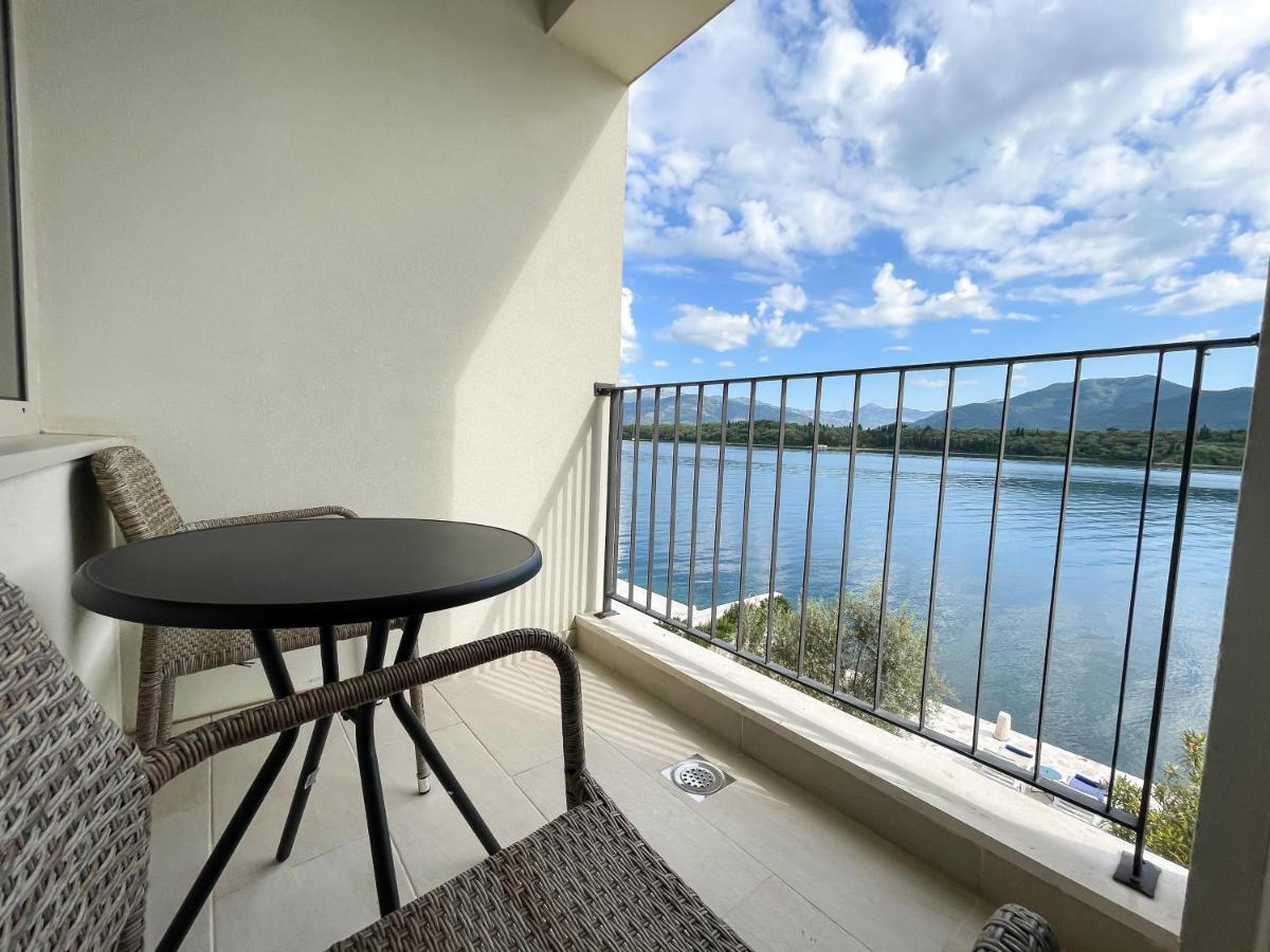 Apartments Maestral تيفات المظهر الخارجي الصورة