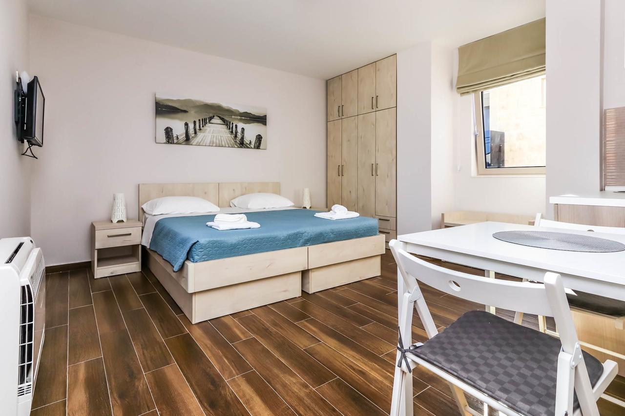 Apartments Maestral تيفات المظهر الخارجي الصورة